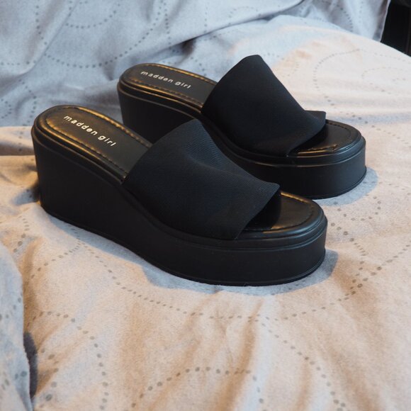 Madden Girl Y2K Slinky Chunky Wedge Sandals, Size 10, 90s mule wedge shoes - Picture 10 of 12